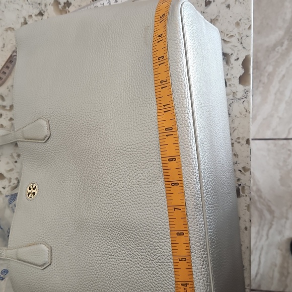 Tory Burch Metallic Textured Tote - Picture 17 of 17